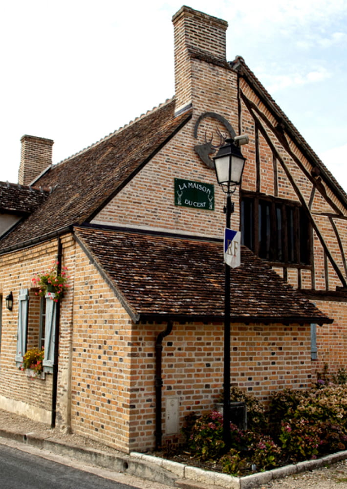 THE DEER HOUSE